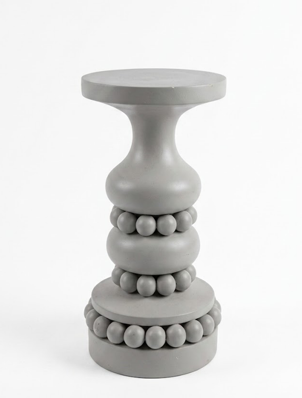 Pearl Table